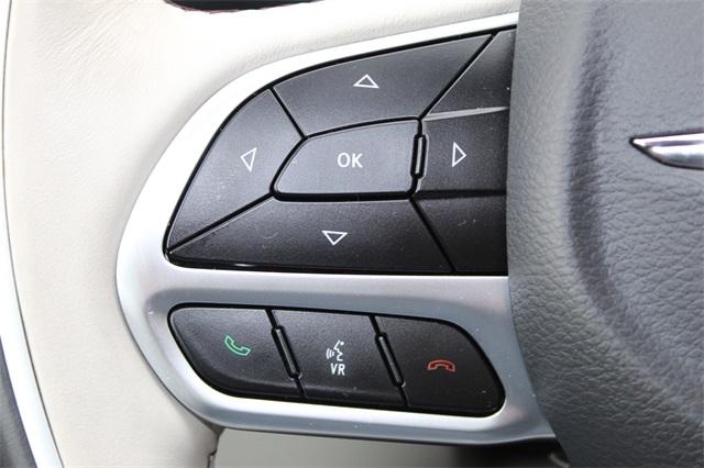 23768-chrysler-pacifica-2017-ruct53
