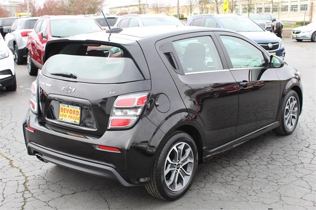 23834-chevrolet-sonic-2018-1jv48