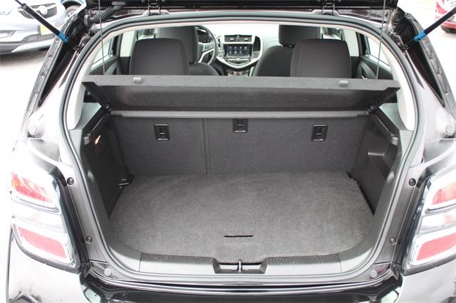 23839-chevrolet-sonic-2018-1jv48