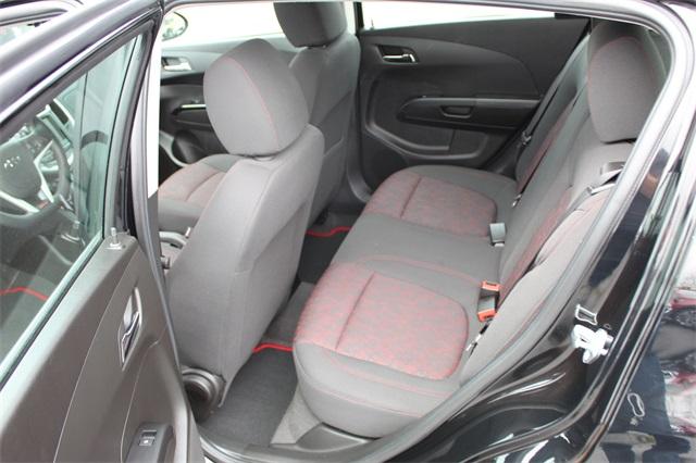 23844-chevrolet-sonic-2018-1jv48
