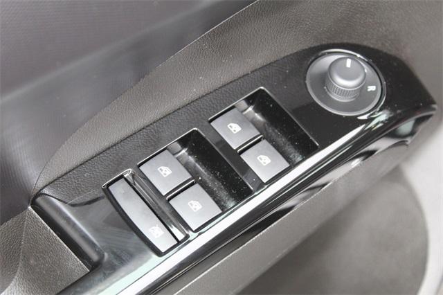 23846-chevrolet-sonic-2018-1jv48