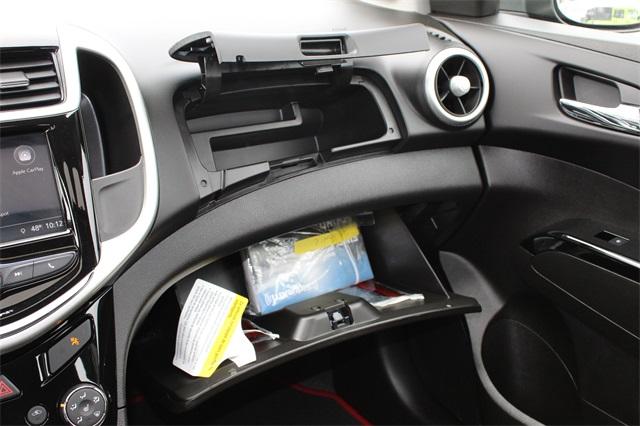 23856-chevrolet-sonic-2018-1jv48
