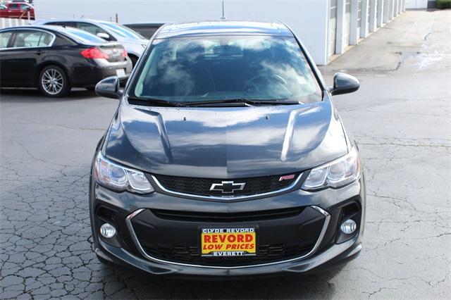 23861-chevrolet-sonic-2018-1jv48