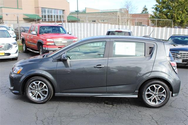 23867-chevrolet-sonic-2018-1jv48