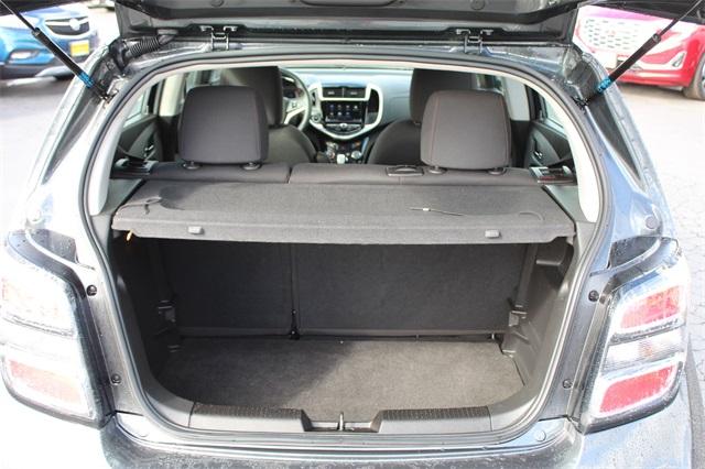 23869-chevrolet-sonic-2018-1jv48