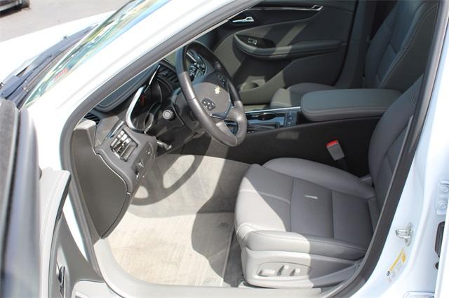 23931-chevrolet-impala-2018-1gy69