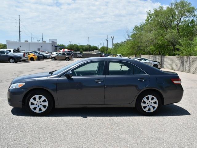 2395-toyota-camry-2011-