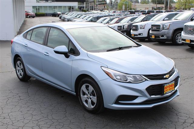 23982-chevrolet-cruze-2018-1br69