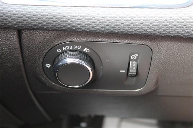 24000-chevrolet-cruze-2018-1br69
