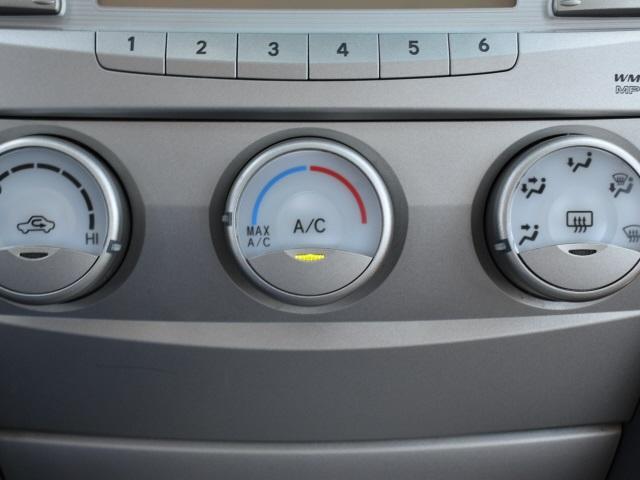 2406-toyota-camry-2011-