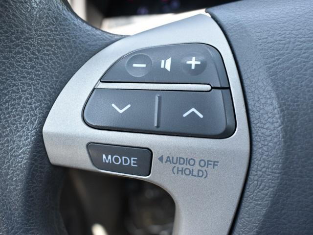 2409-toyota-camry-2011-