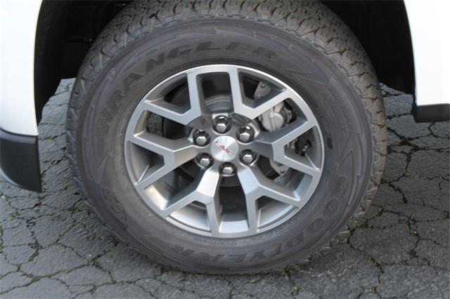 24252-gmc-canyon-2019-t2p43