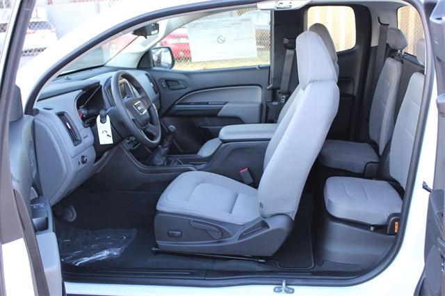 24277-gmc-canyon-2019-t2m53