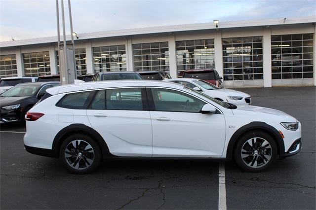 24288-buick-regaltourx-2019-4zy35