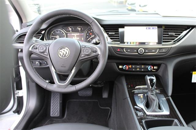 24296-buick-regaltourx-2019-4zy35