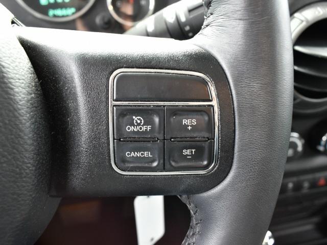 2430-jeep-wrangler-2016-jkjl72