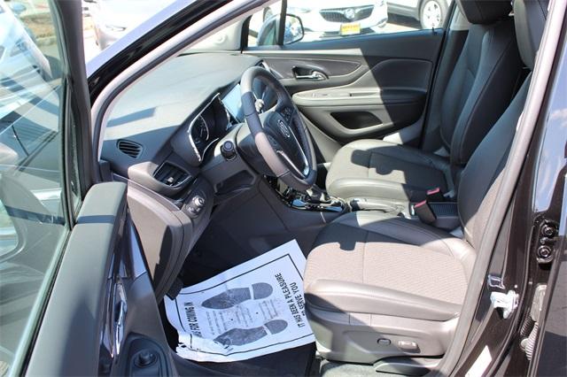 24379-buick-encore-2019-4jm76