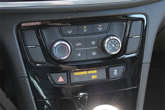 24386-buick-encore-2019-4jm76