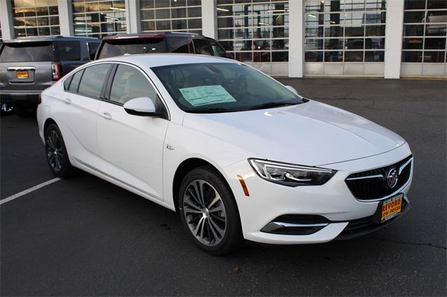 24478-buick-regal-2019-4zw68