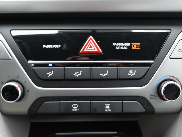 2448-hyundai-elantra-2018-47442f45