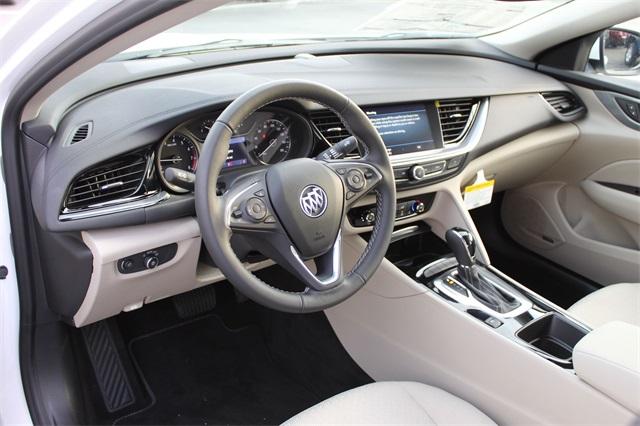 24488-buick-regal-2019-4zw68