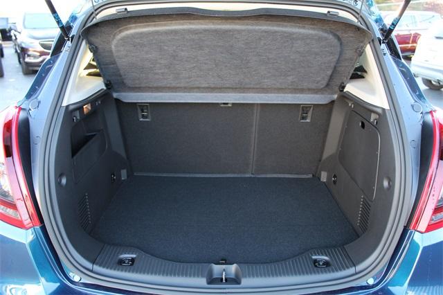 24505-buick-encore-2019-4jm76