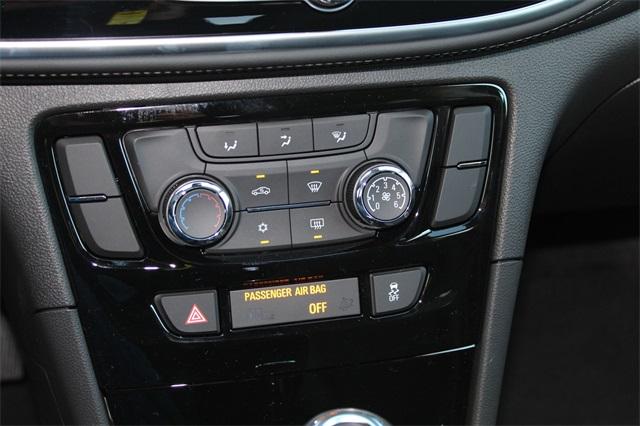 24512-buick-encore-2019-4jm76