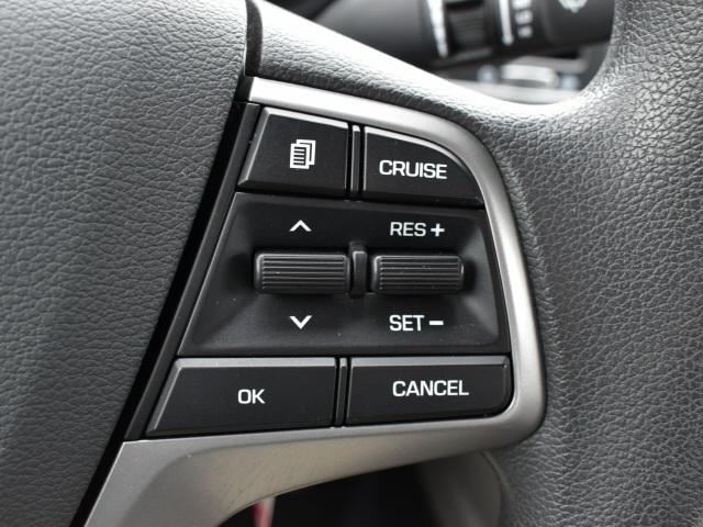 2452-hyundai-elantra-2018-47442f45