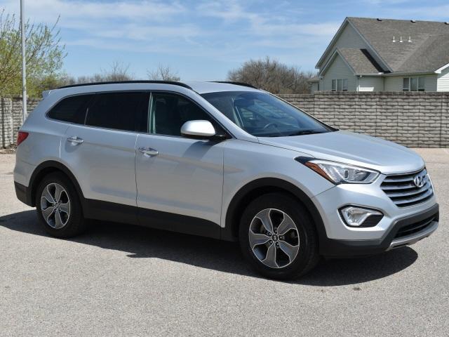 2460-hyundai-santafe-2016-j0412f65