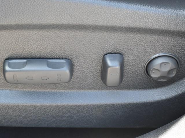 2468-hyundai-santafe-2016-j0412f65