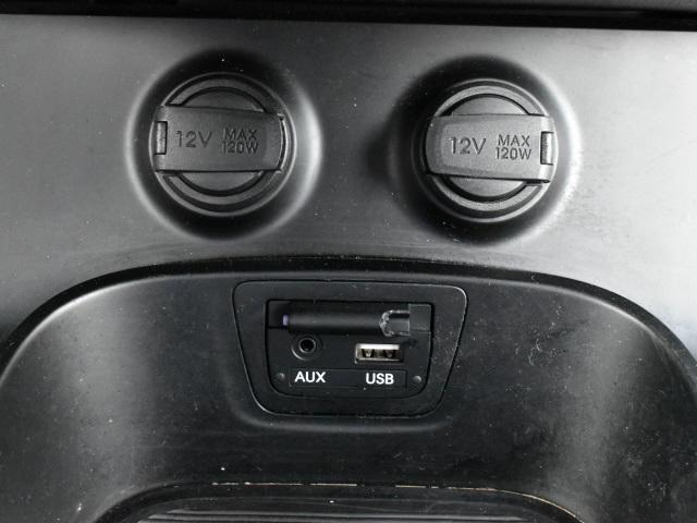 2472-hyundai-santafe-2016-j0412f65
