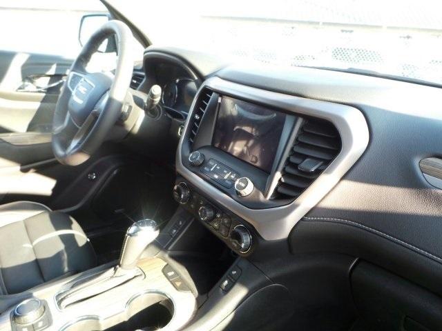 24779-gmc-acadia-2019-tnn26