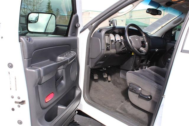 24935-dodge-ram3500-2005-t