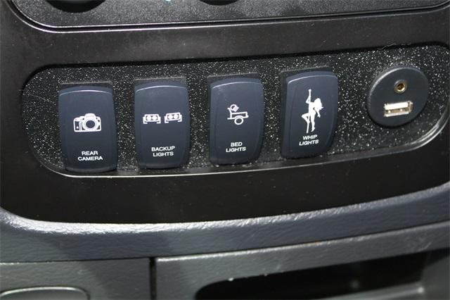 24944-dodge-ram3500-2005-t