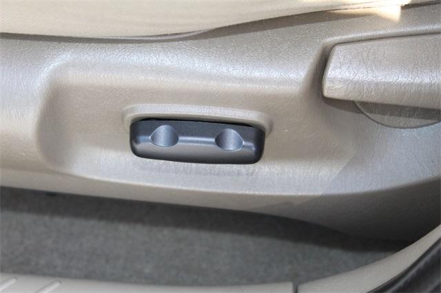 24966-ford-escape-2006-u93