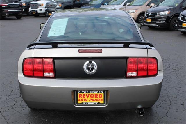 24983-ford-mustang-2008-t80