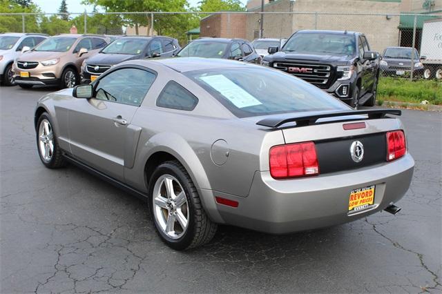 24984-ford-mustang-2008-t80