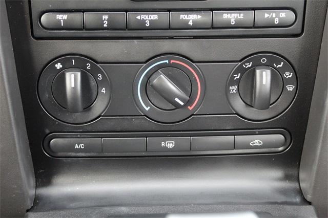 25001-ford-mustang-2008-t80