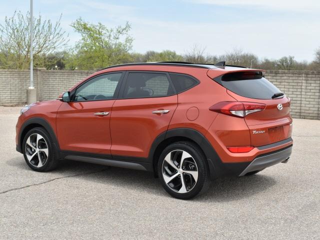 2504-hyundai-tucson-2016-84472f45