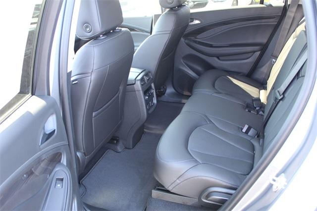 25069-buick-envision-2019-4xz26