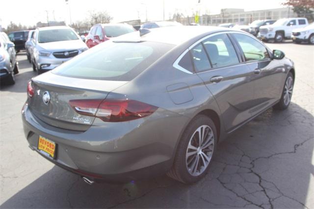 25184-buick-regal-2019-4zh68