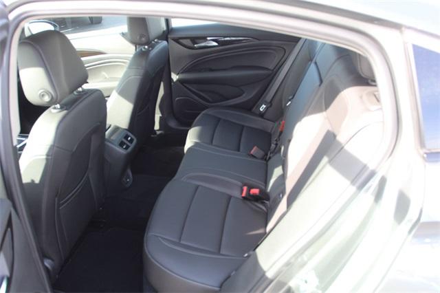 25189-buick-regal-2019-4zh68