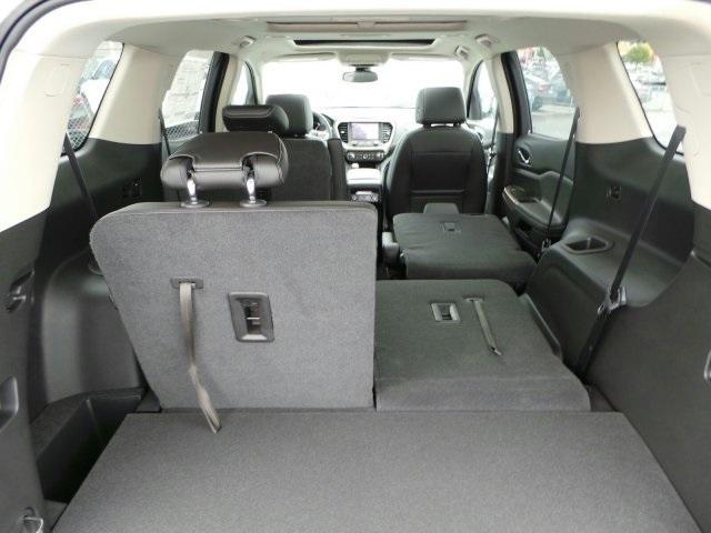 25724-gmc-acadia-2019-tnn26
