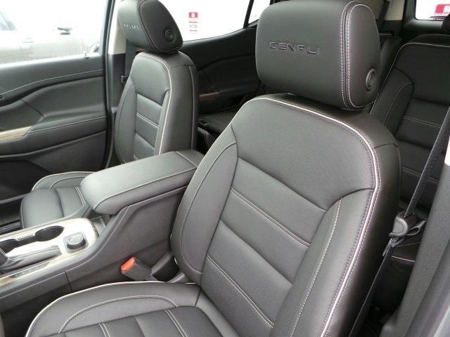 25732-gmc-acadia-2019-tnn26
