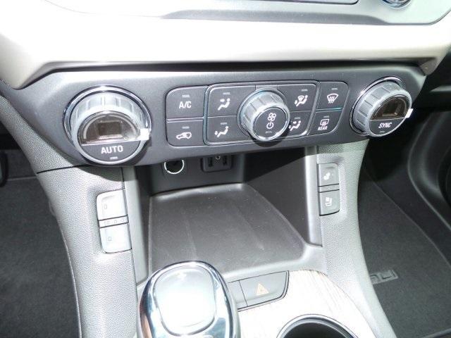 25736-gmc-acadia-2019-tnn26