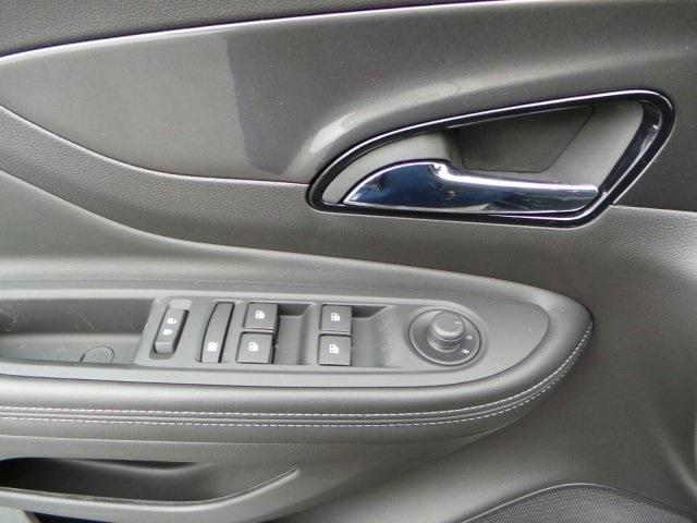 25853-buick-encore-2019-4jm76