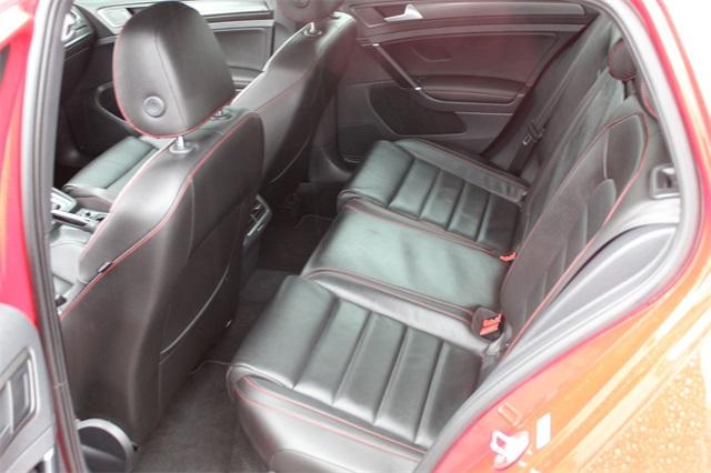 25913-volkswagen-golfgti-2018-p