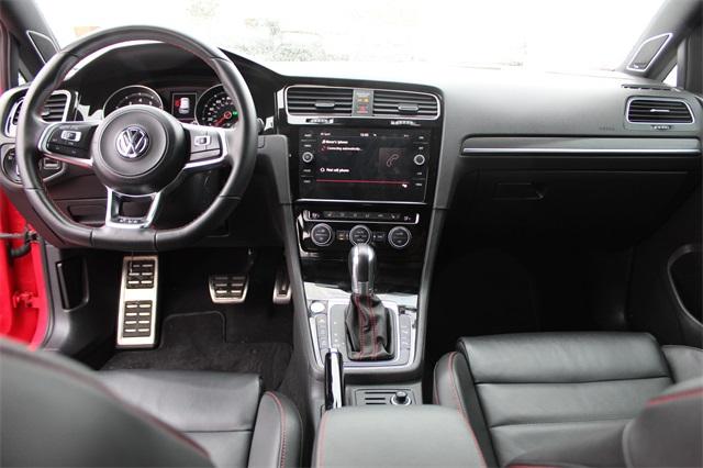 25915-volkswagen-golfgti-2018-p