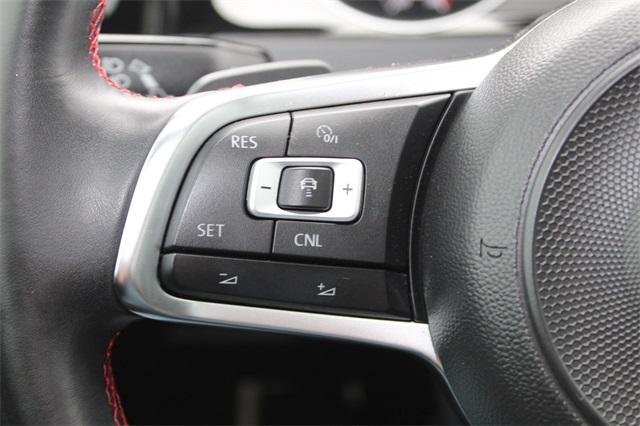 25926-volkswagen-golfgti-2018-p