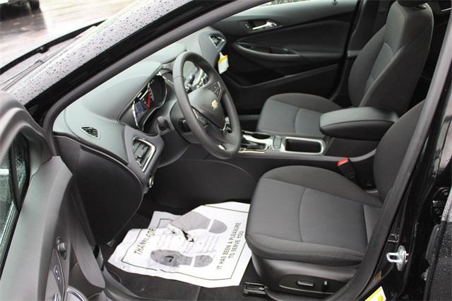 25943-chevrolet-cruze-2018-1bt69